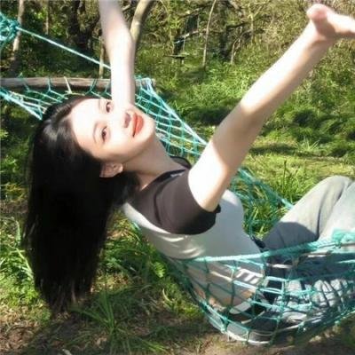 尤物争春 在线观看